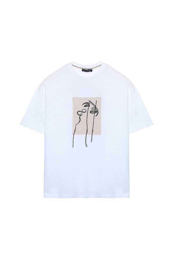 Aplike Detaylı T-shirt Ekru
