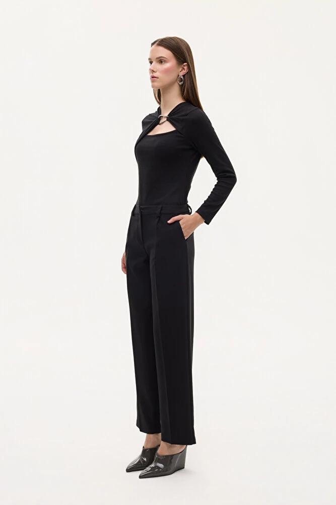 Pile Detaylı Normal Bel Havuç Pantolon Siyah