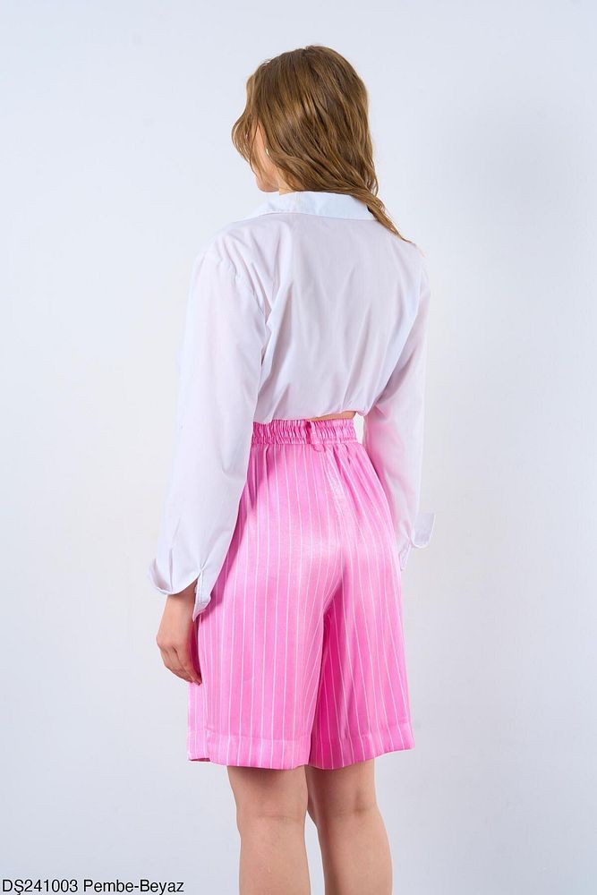Desenli Trend Pembe-Beyaz Şort
