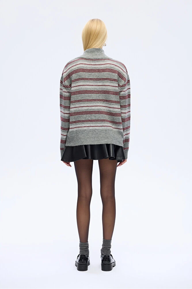 Ribanalı Polo Yaka Çizgili Triko Kazak Gri