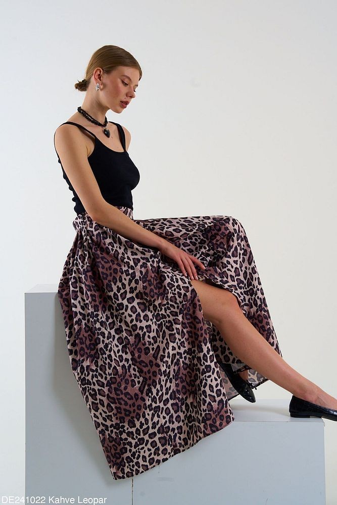 Dolunay Modeli Yırtmaçlı Leopar Etek