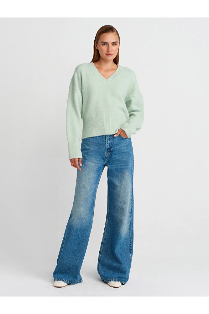 10645 V Yaka Yün Karışımlı Triko Kazak-A.Bej Mel.