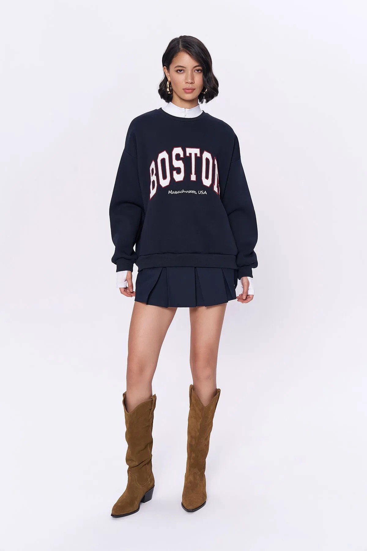 Quzu Kolu Fermuarlı Boston Yazılı Sweatshirt Lacivert