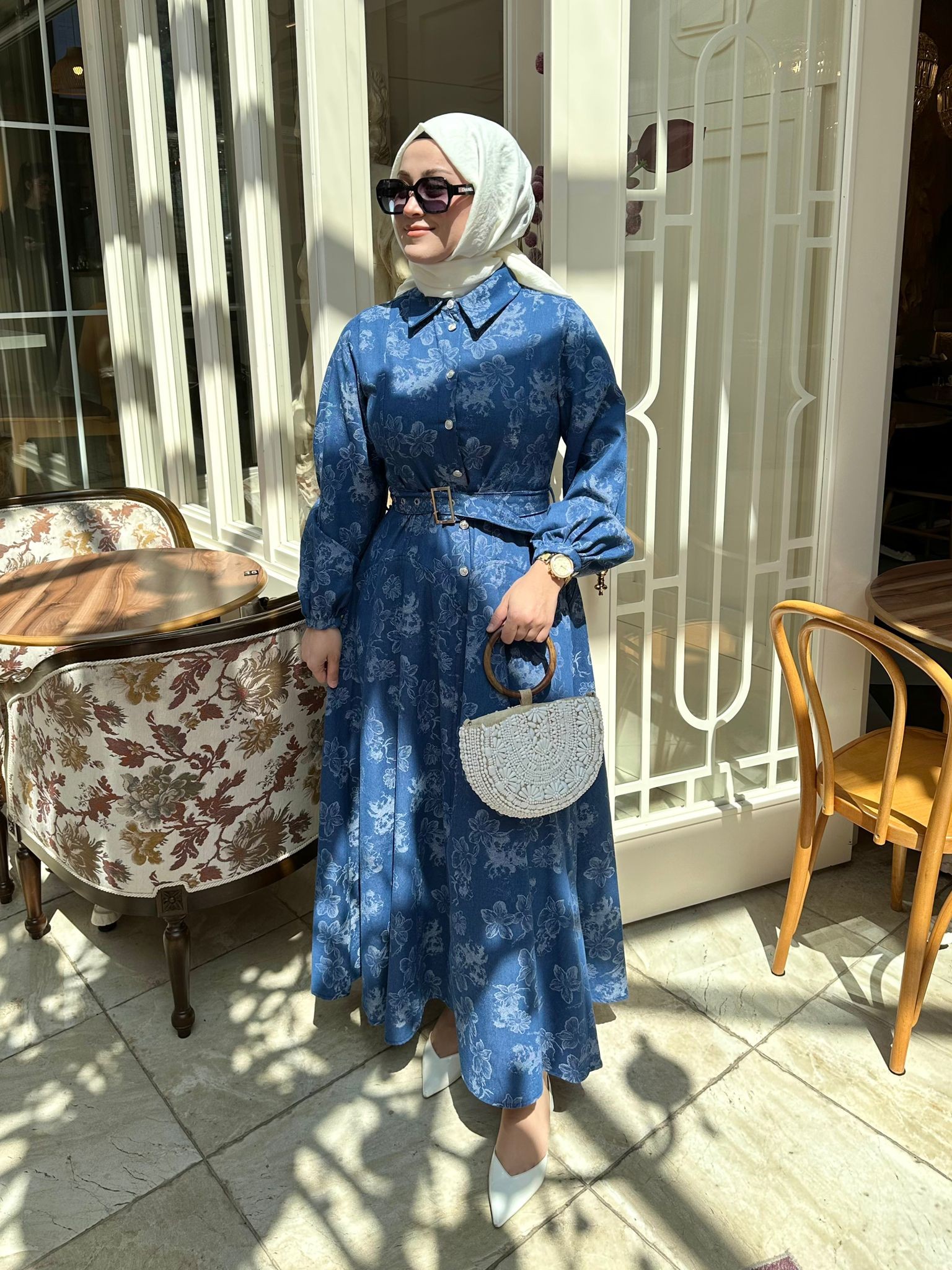 Çiçek Desenli Elbise