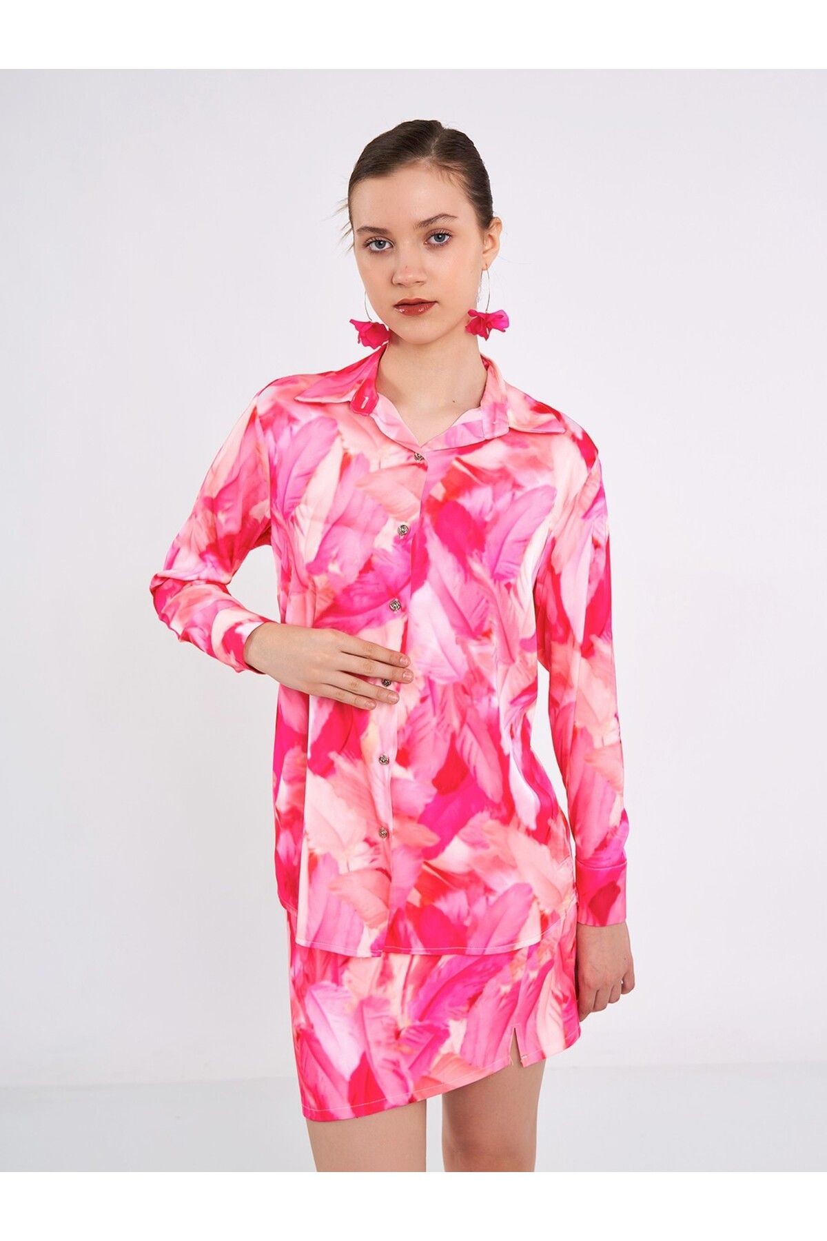 Pembe Tüy Desenli Limited Edition Gömlek