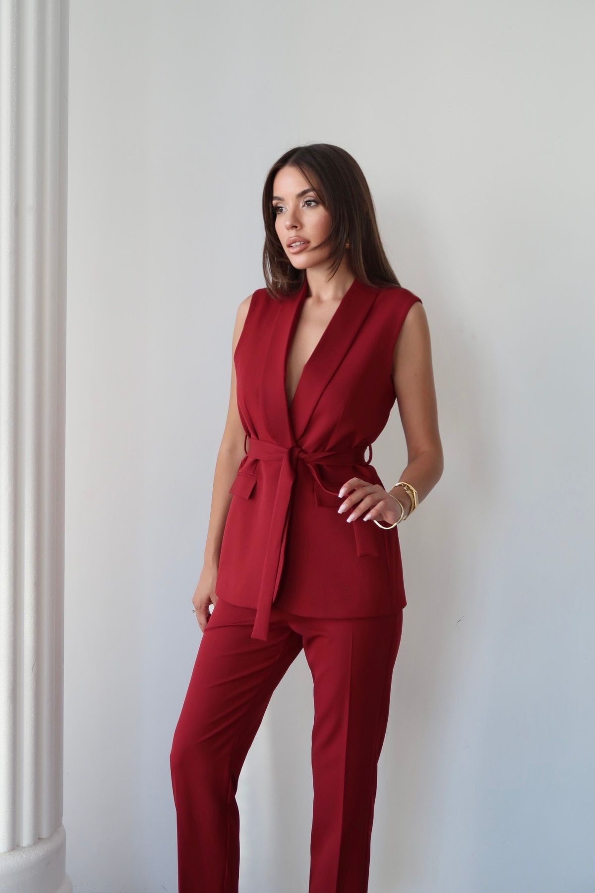 Violet Kuşaklı Yelek Ve Yüksek Bel Bordo Pantolon Takım