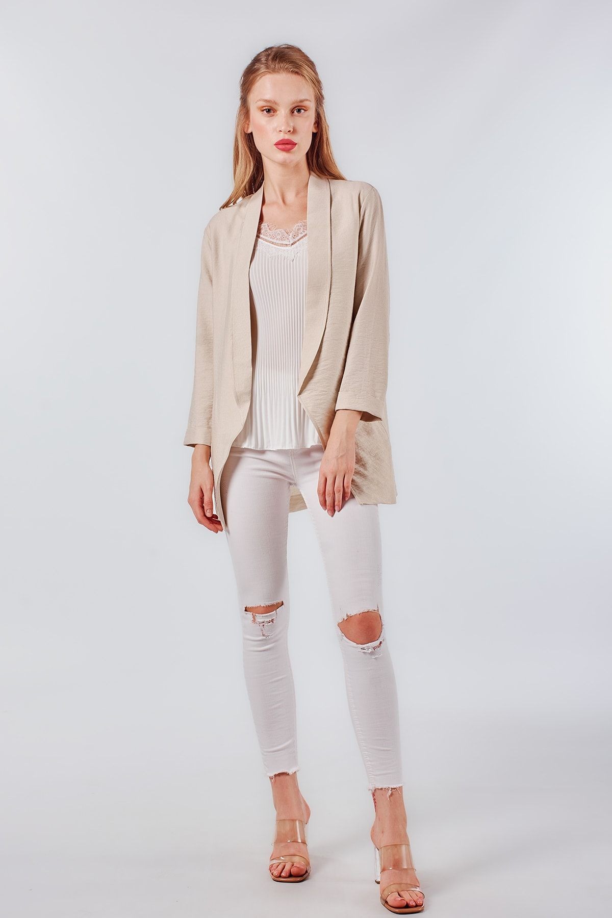 Cep Detaylı Bej Kadın Blazer Ceket