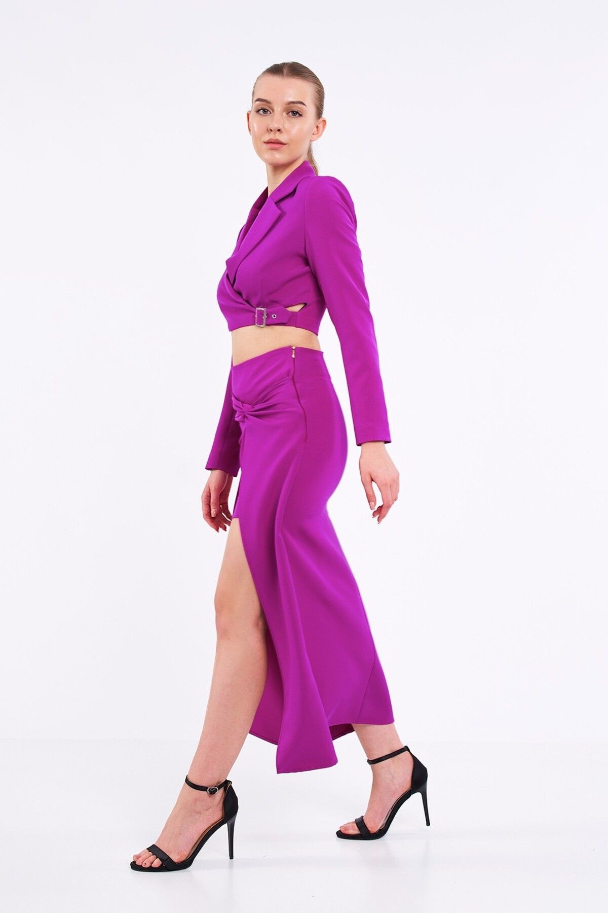 Tokalı Crop Blazer
