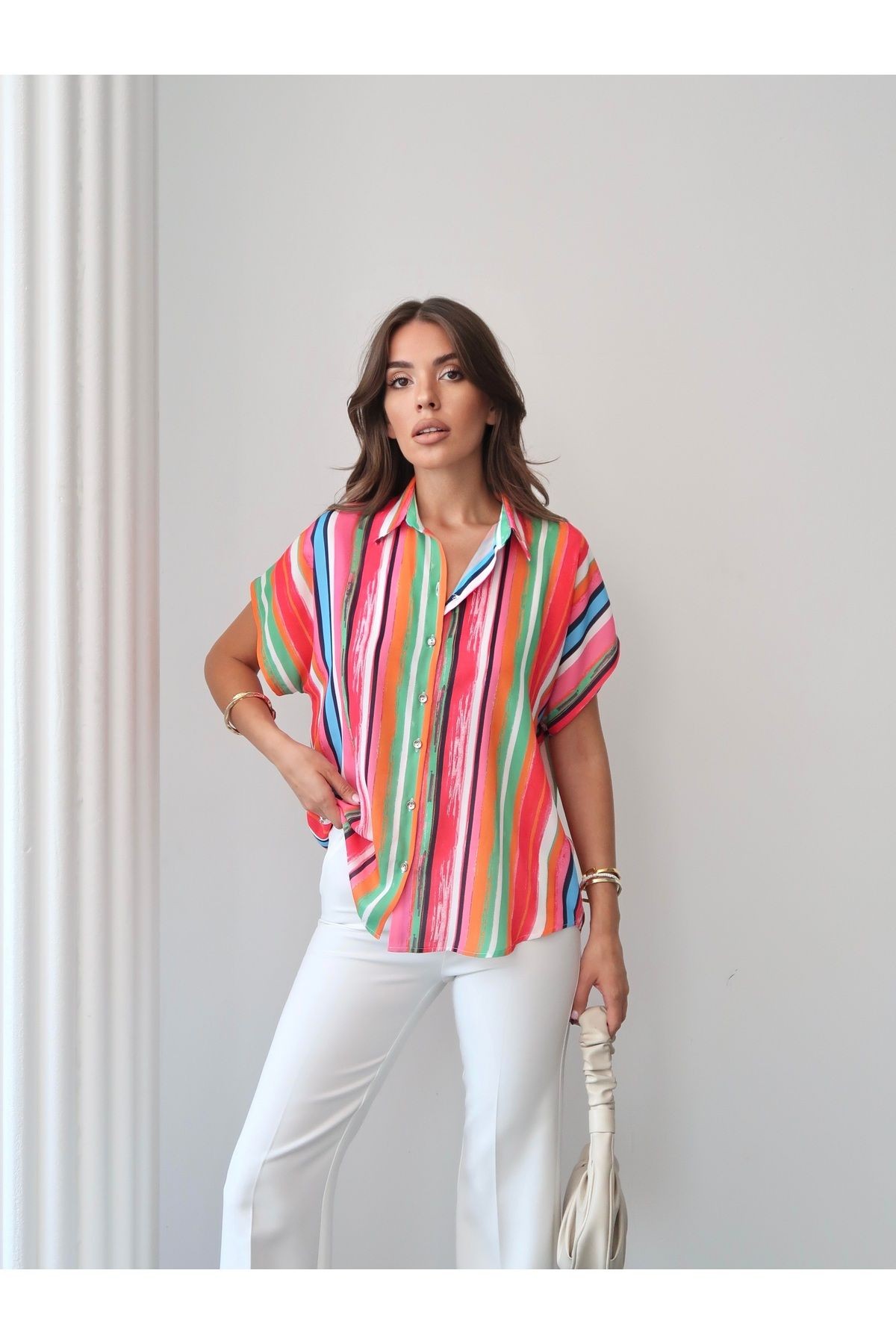 Kısa Kollu Oversize Gömlek