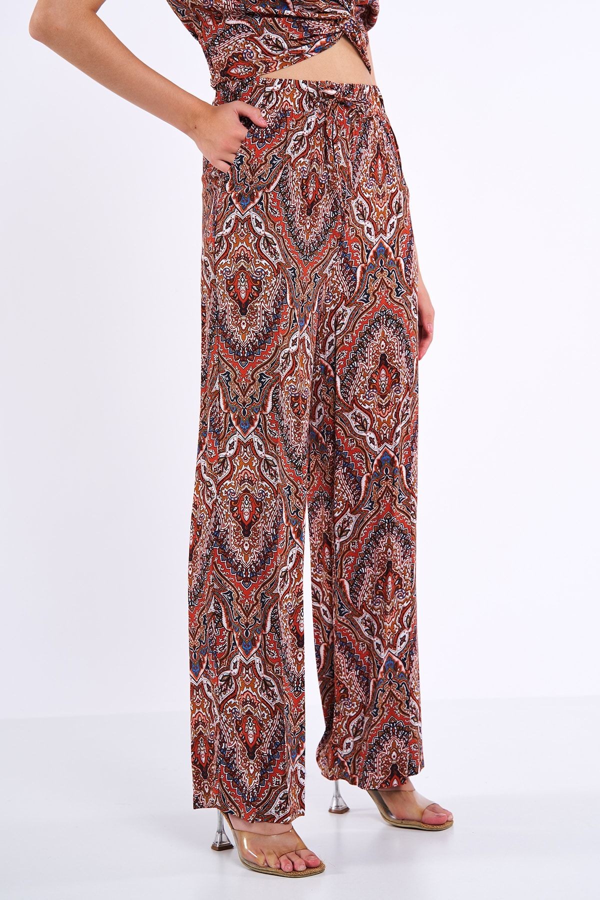 DESENLİ KISA KOLU BLUZ PANTOLON ETNİK TAKIM