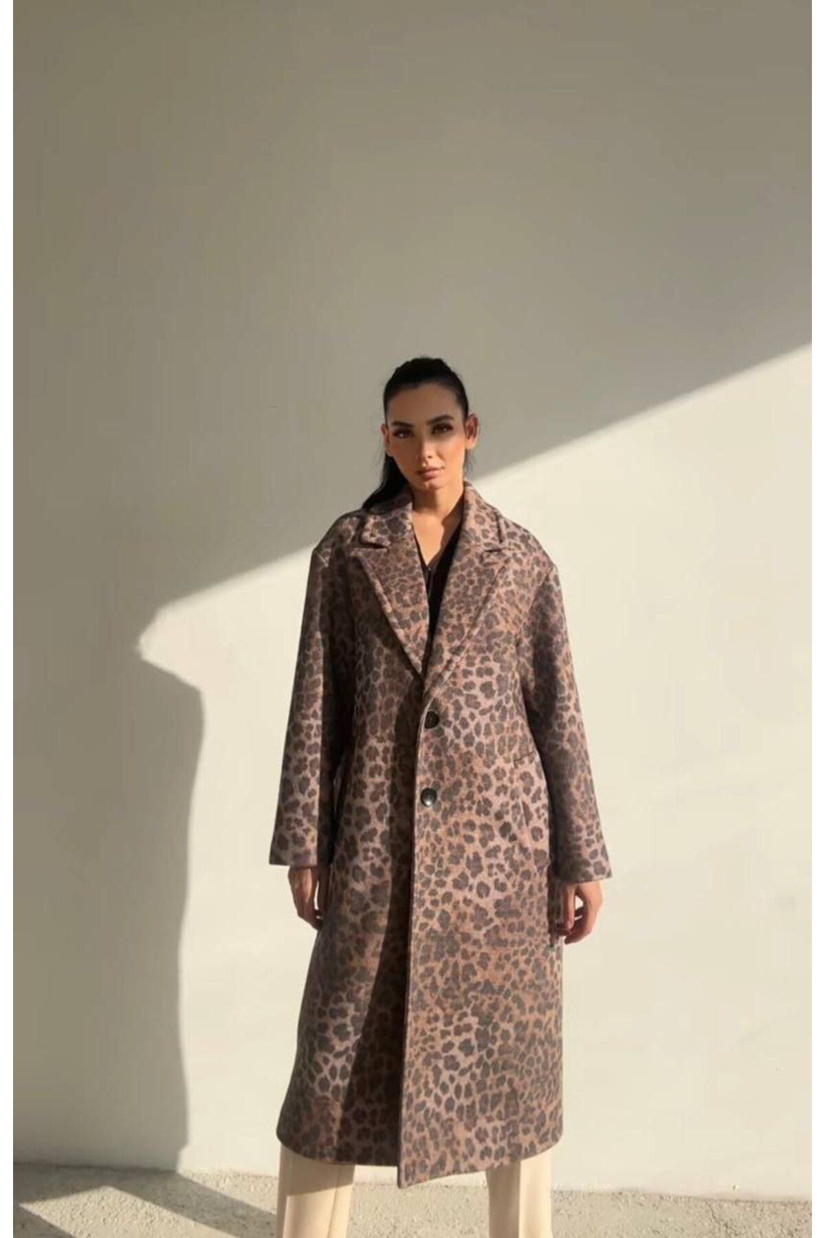 Oversize Düğmeli Astarlı Cepli Kısa Kaban - Kahverengi