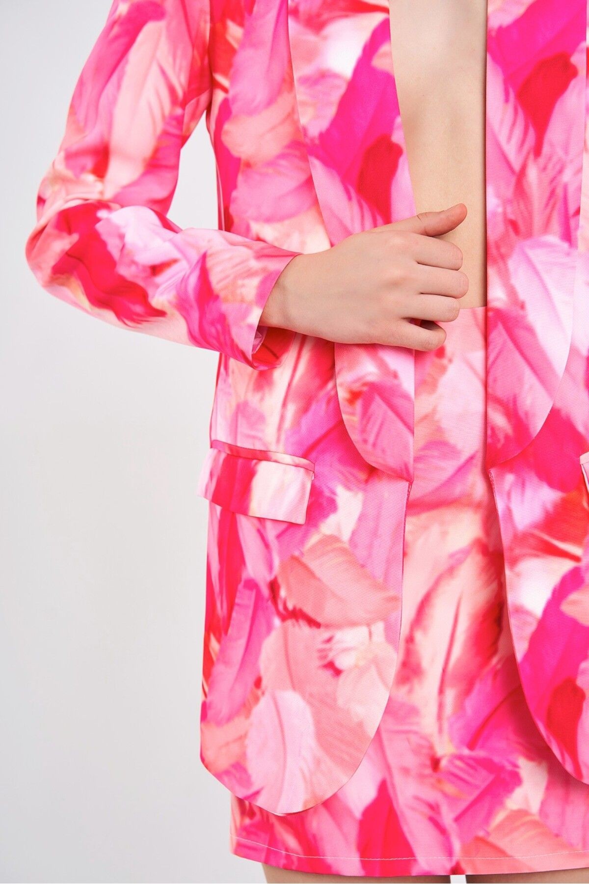 Pembe Tüy Desenli Limited Edition Ceket