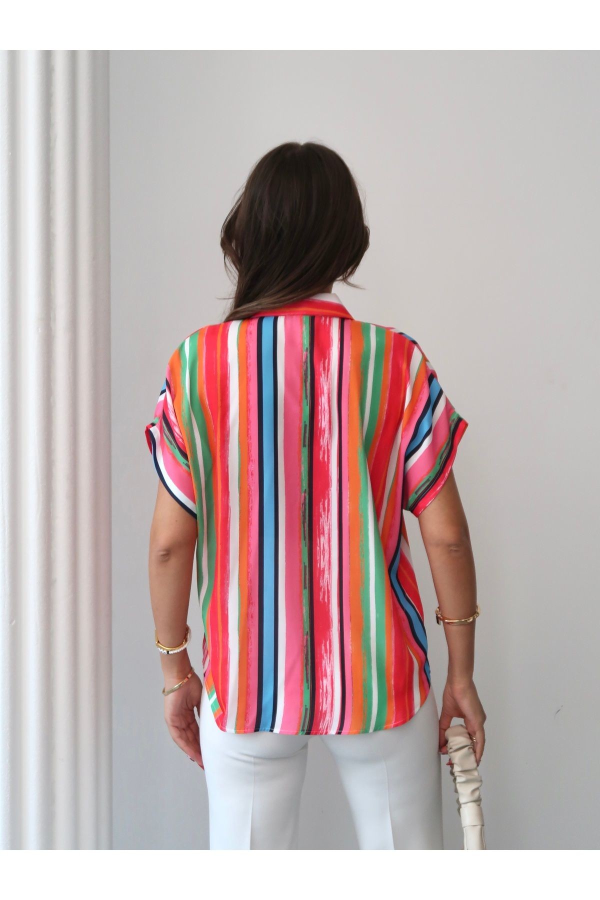 Kısa Kollu Oversize Gömlek
