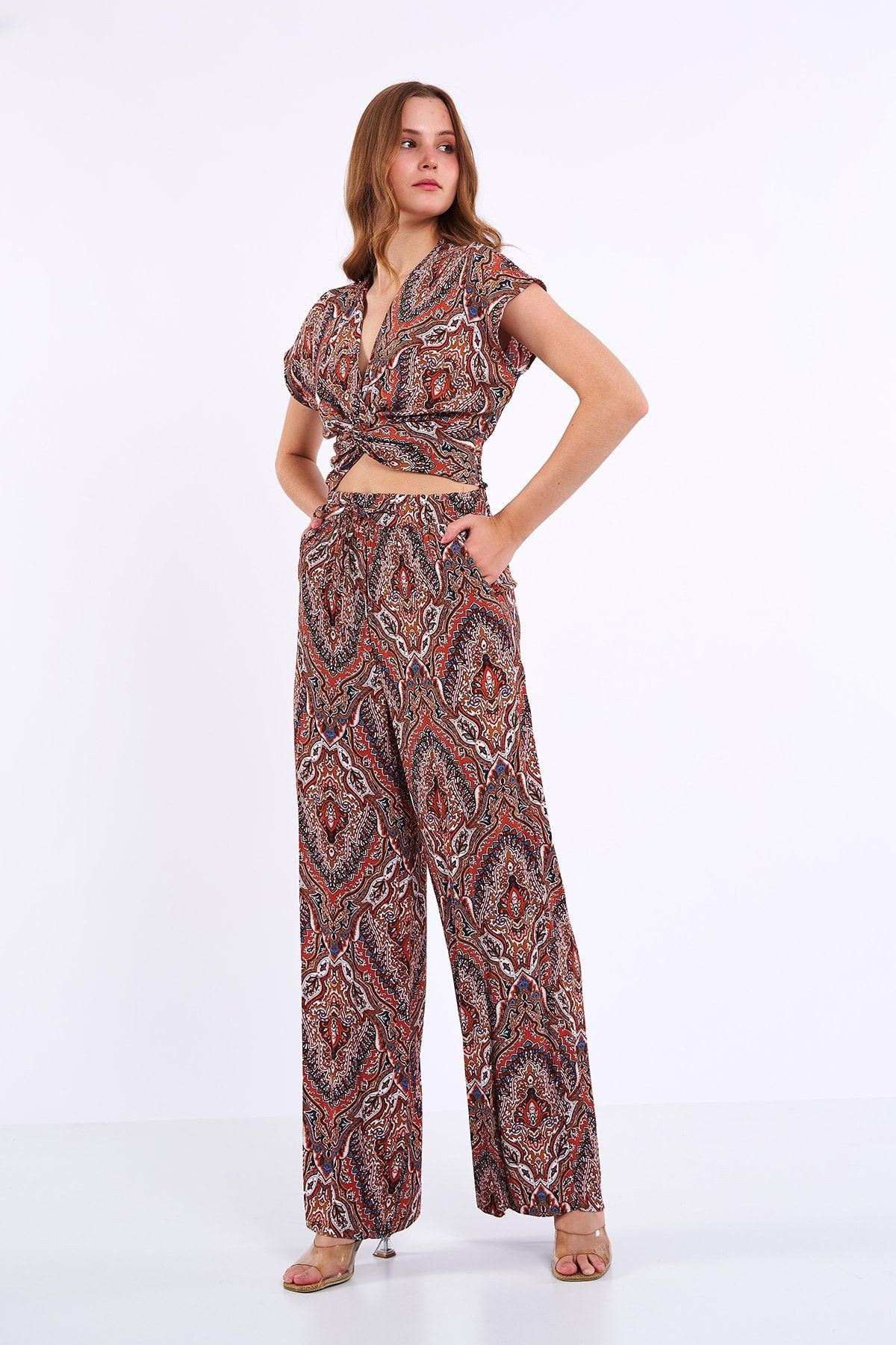 DESENLİ KISA KOLU BLUZ PANTOLON ETNİK TAKIM