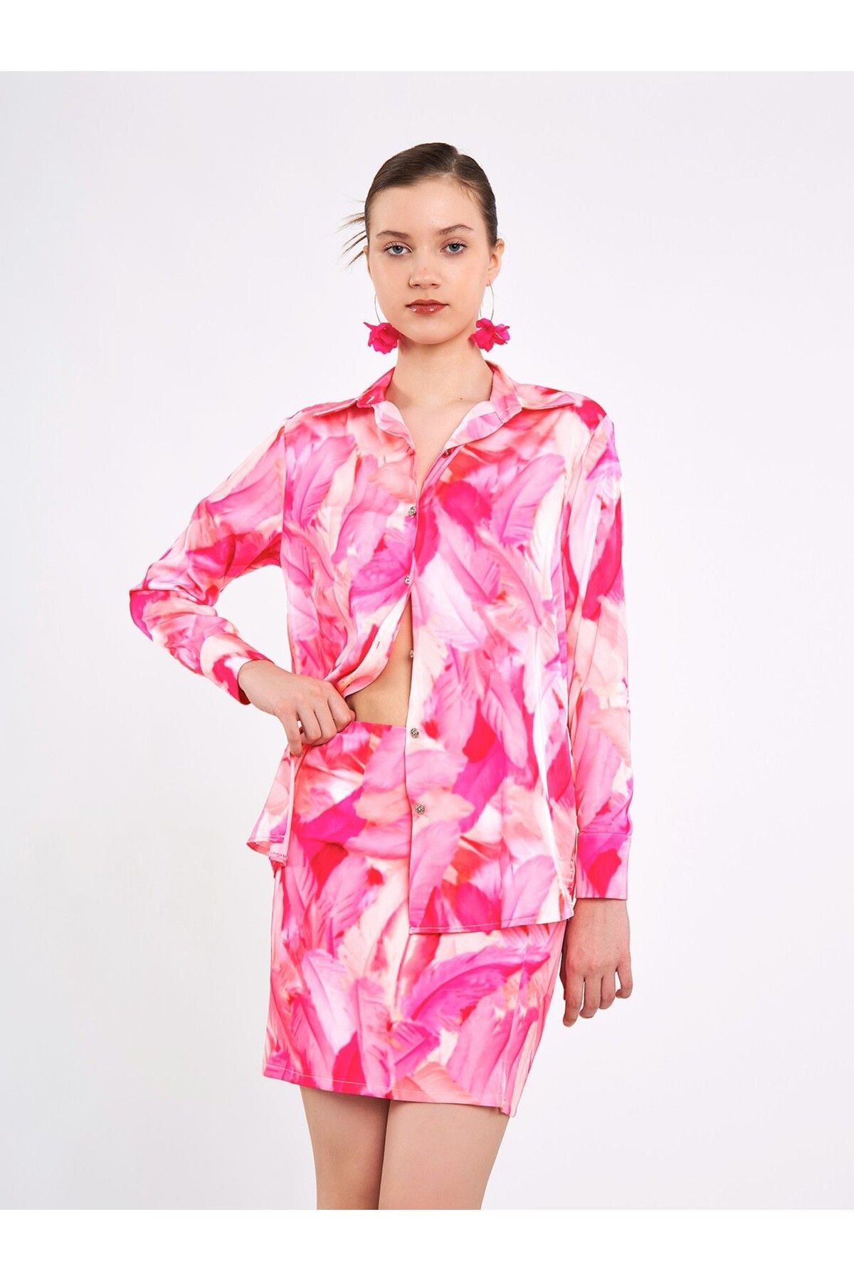 Pembe Tüy Desenli Limited Edition Gömlek