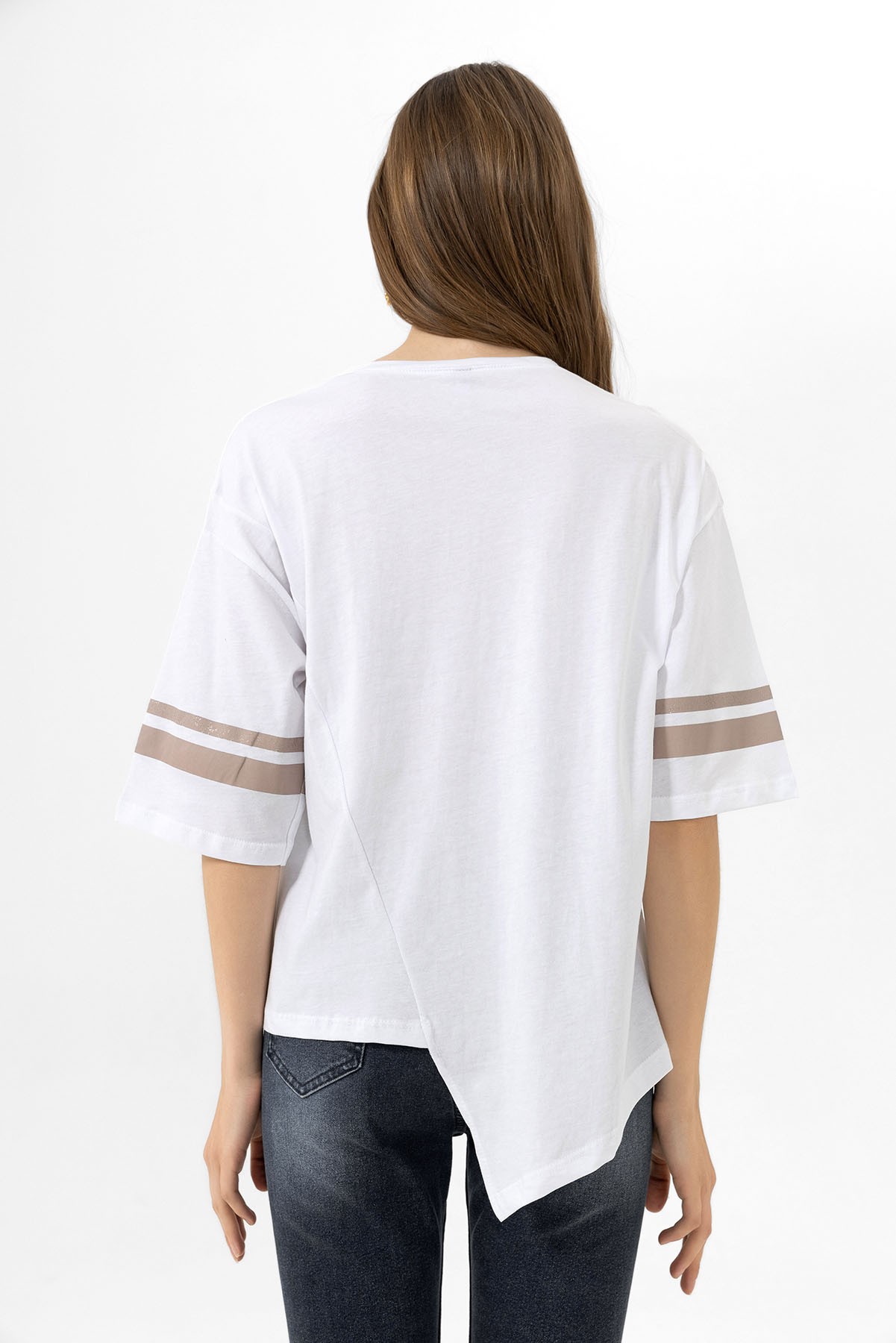 Kadın Eteği Asimetrik Baskılı Oversize T-Shirt