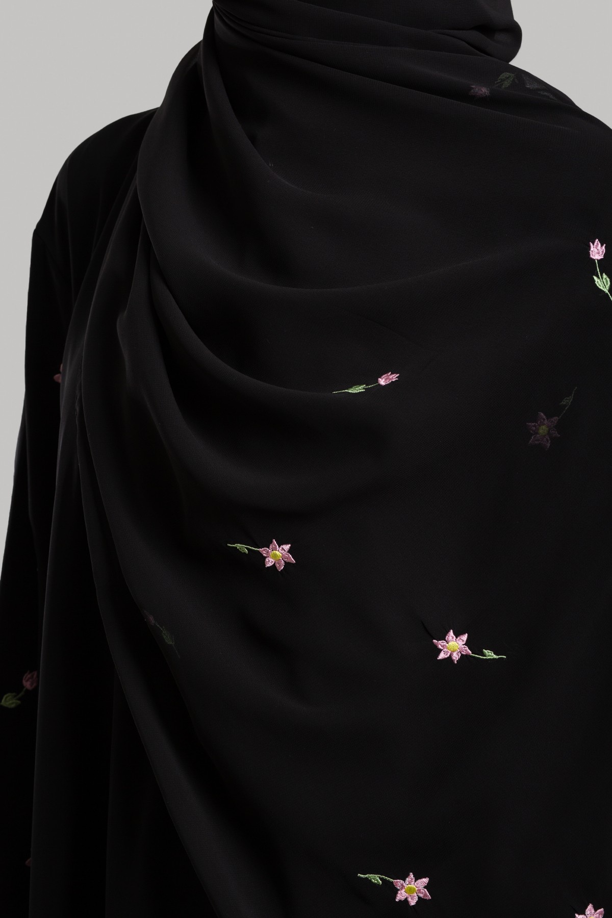 Nakışlı Abaya