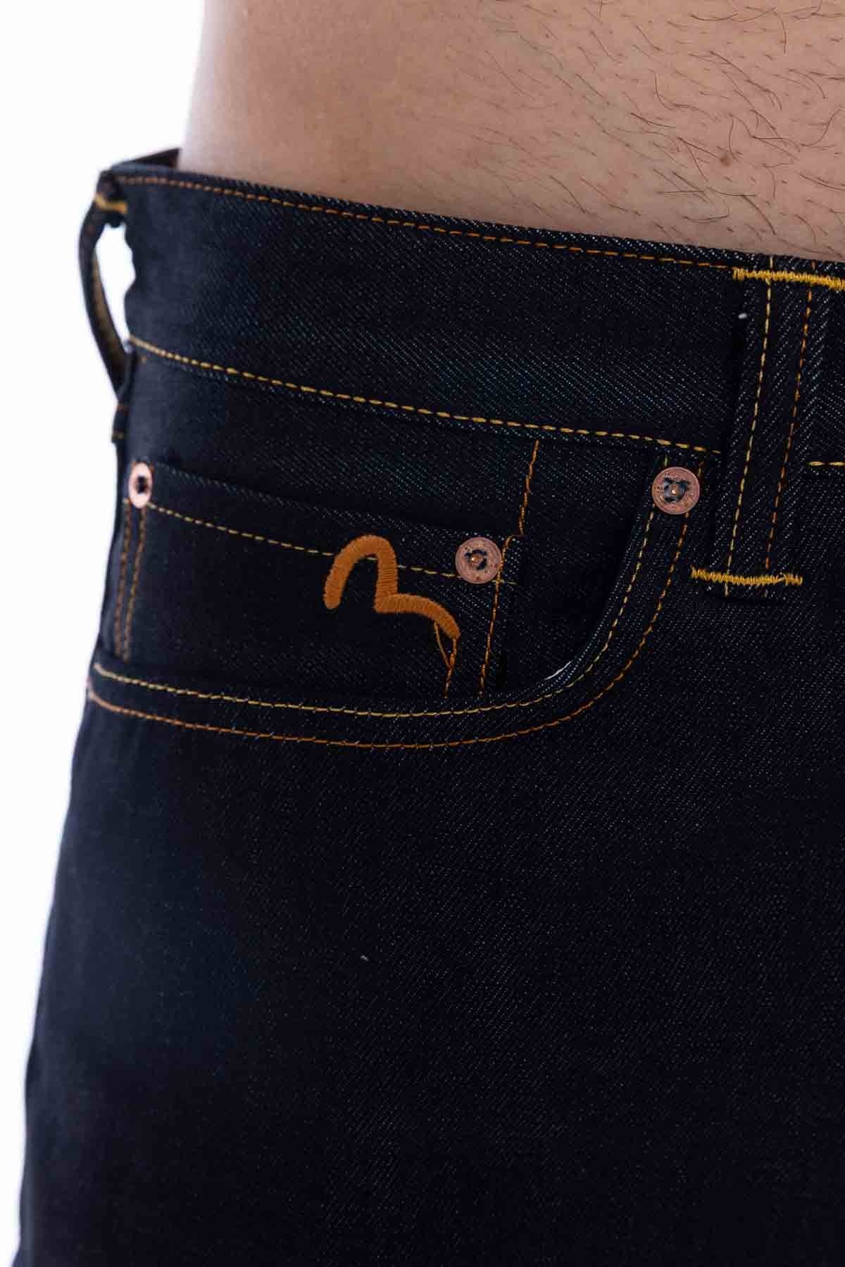 Seagull Embroidery and Slogan Print Rwgular Fit Denim Shorts