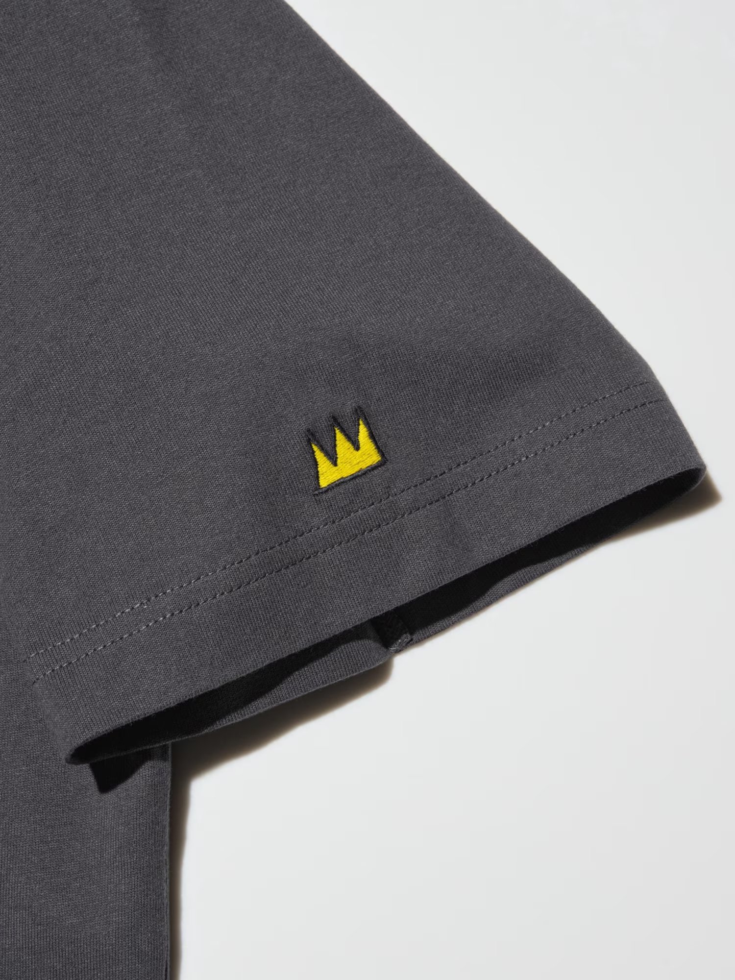 NY POP ART UT Graphic T-Shirt (Jean-Michel Basquiat)