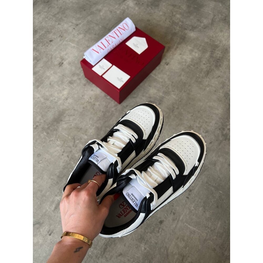 Valentino Rockstud Black VLTN