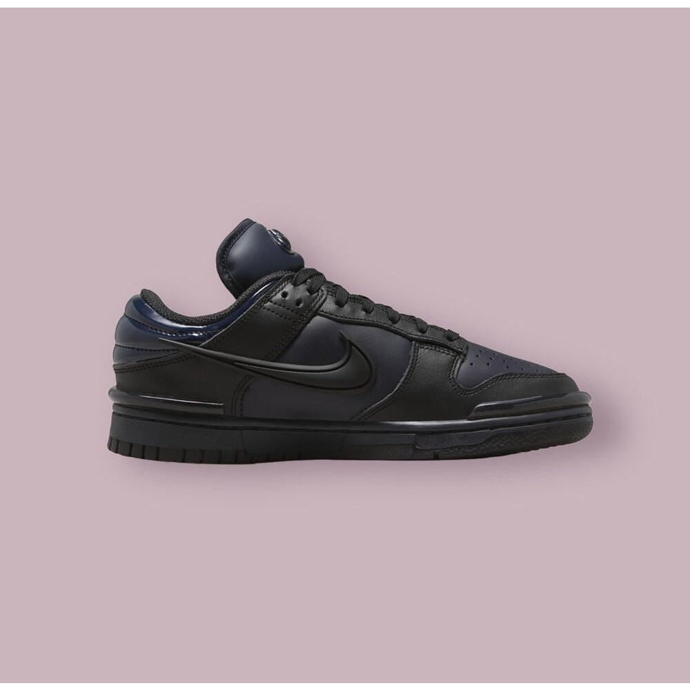 Nike Dunk LOW TWIST DARK OBSIDIAN