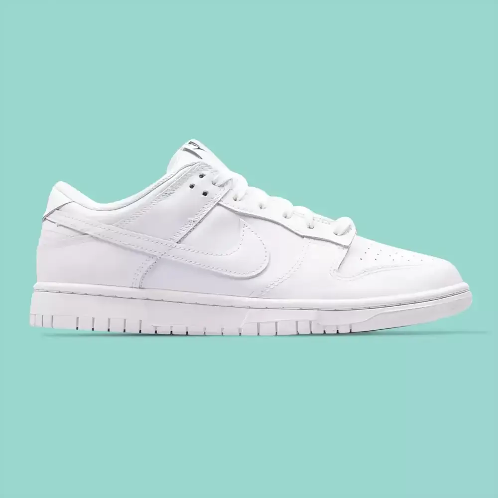 Nike Dunk Low Triple White