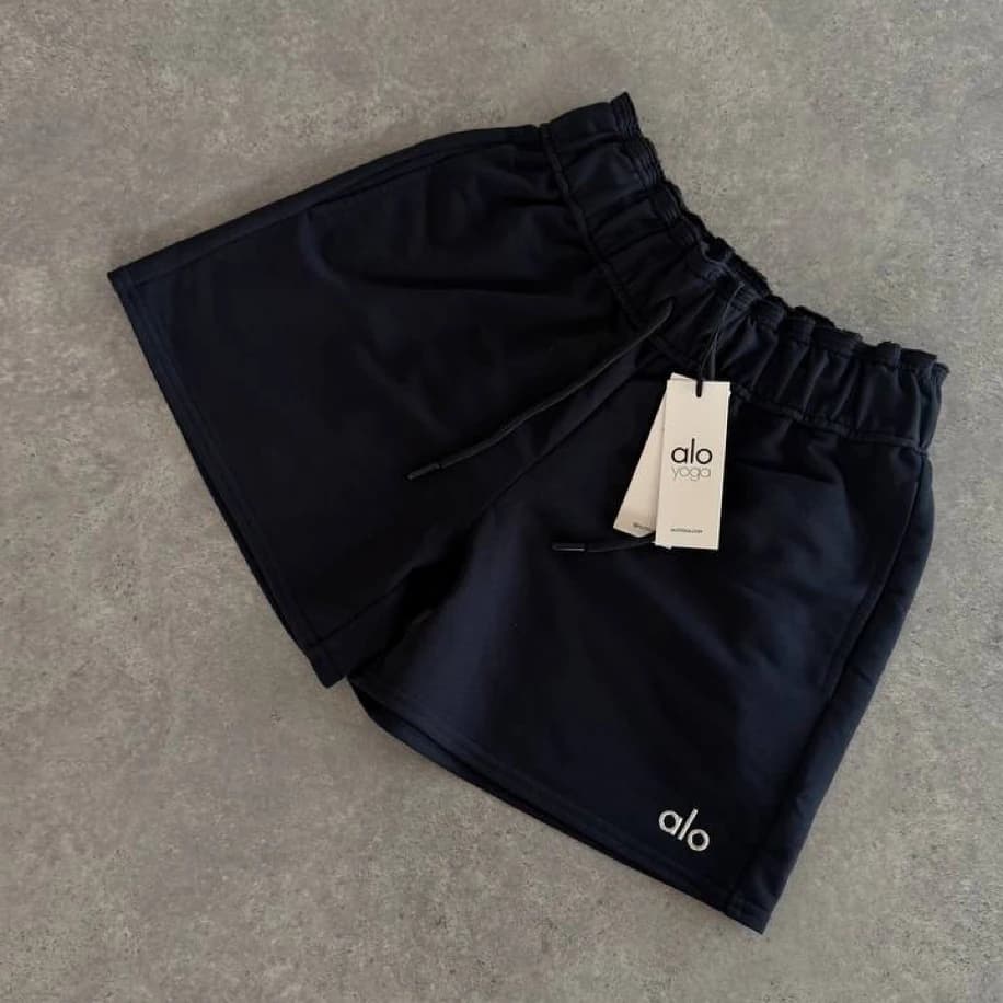 Alo Yoga Short Navy görsel 2