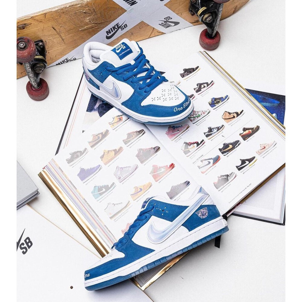 Nike Dunk Low One Bron x raised