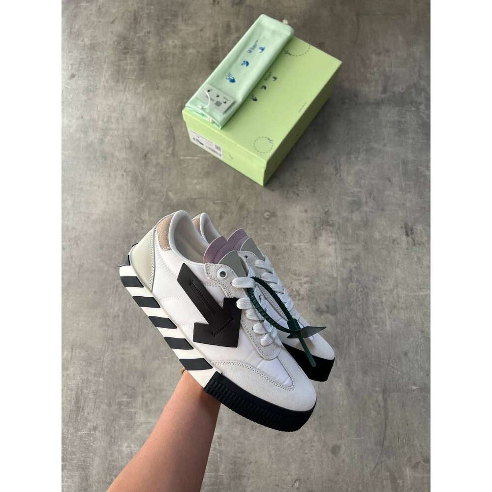 Off White X New Seseon