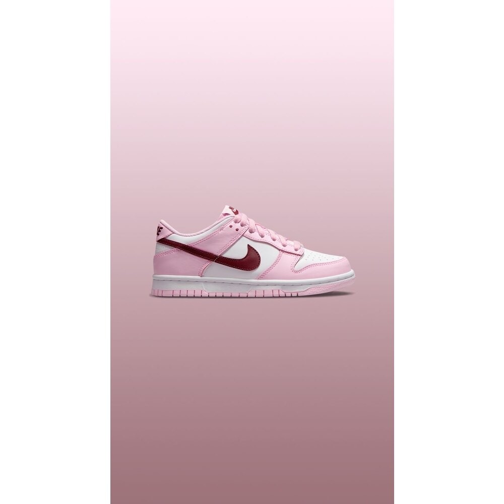 Nike SB Dunk Low “ Pink Foam “