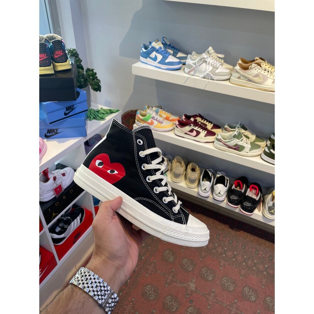 38 Converse Bilekli Kalpler