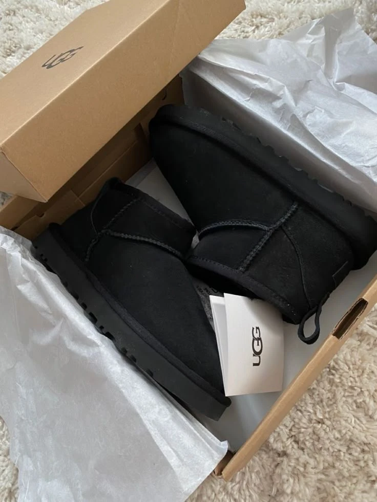 Ugg siyah mini
