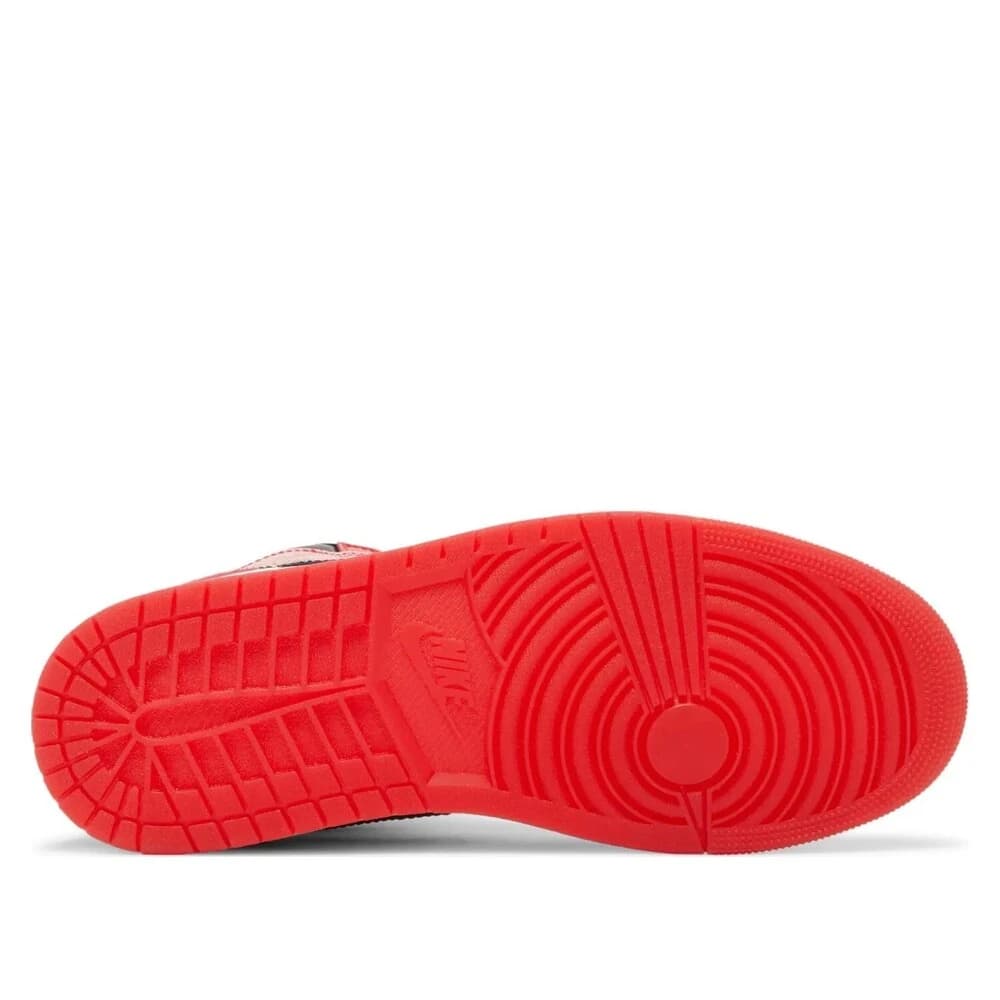 Jordan 1 Retro High OG Spider-Man Across the Spider-Verse görsel 5