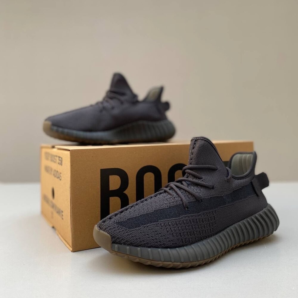 ADIDAS YEEZY BOOST 350 V2 Cinder