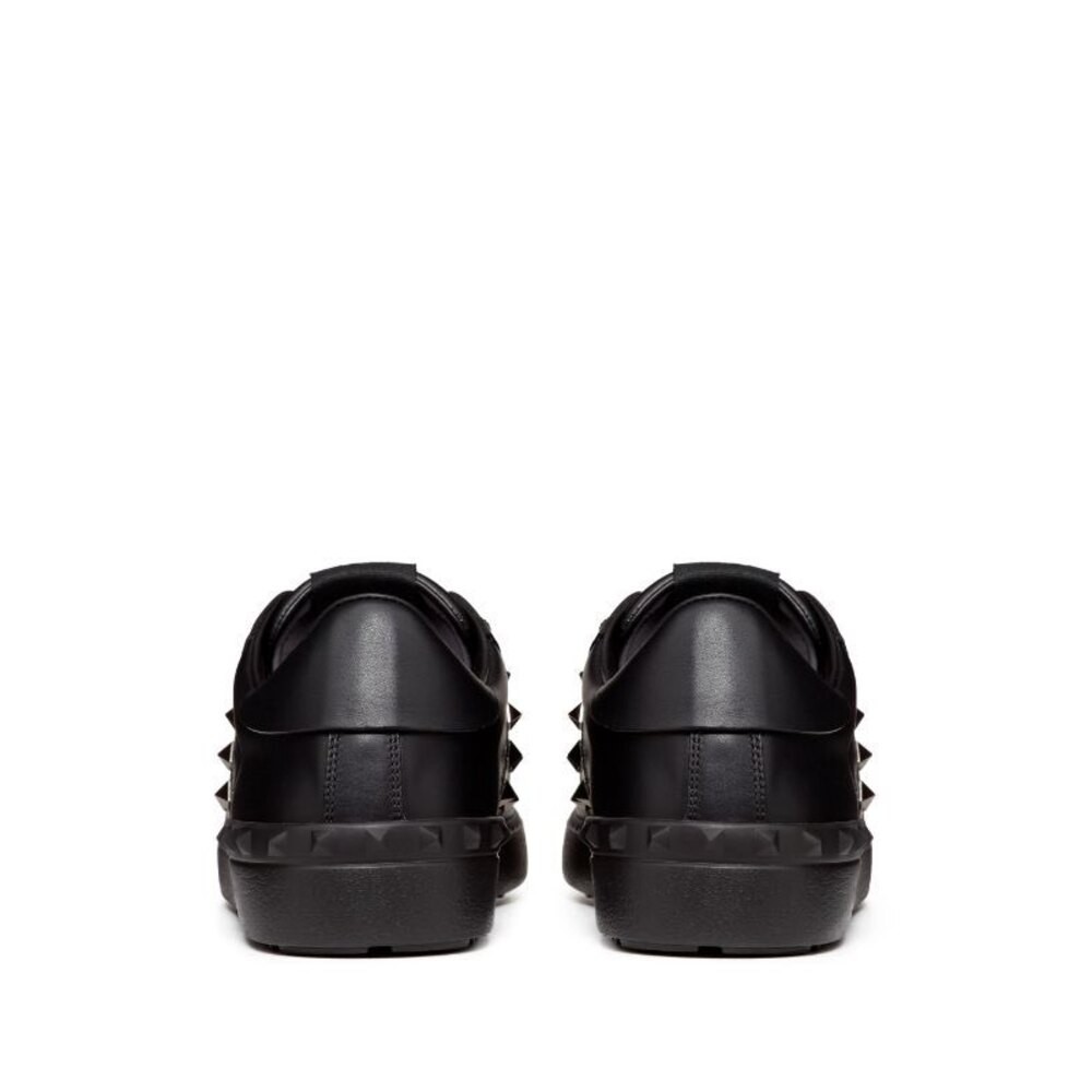 New Season Valentino Garavani Rockstud Untitled leather sneakers