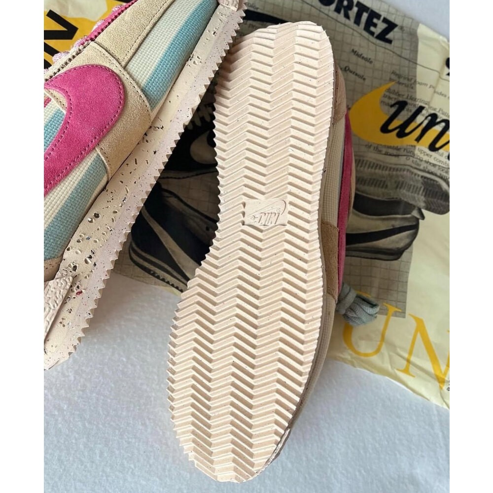 Union x Cortez Nike Beige