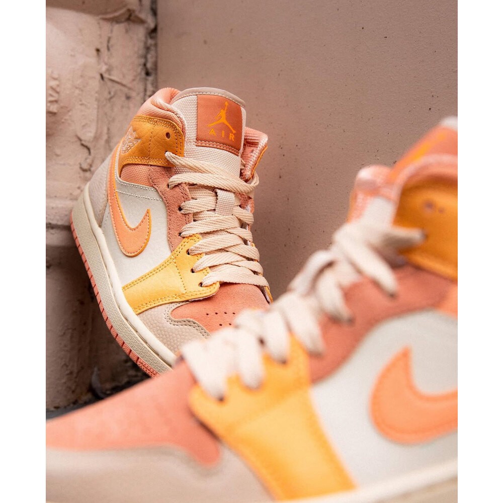 Nike Air Jordan Mid Apricot