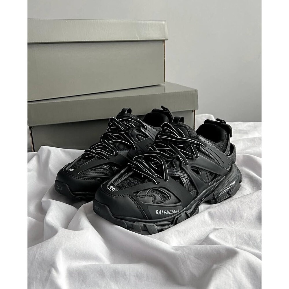 Balenciaga Track Black