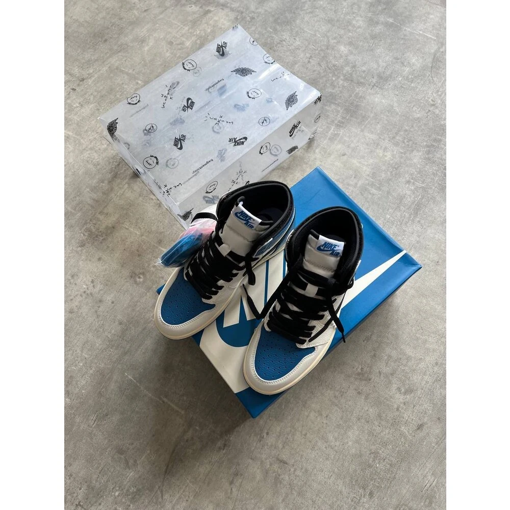 Nike Air Jordan 1 High X Travis Scott Fragment Design görsel 3