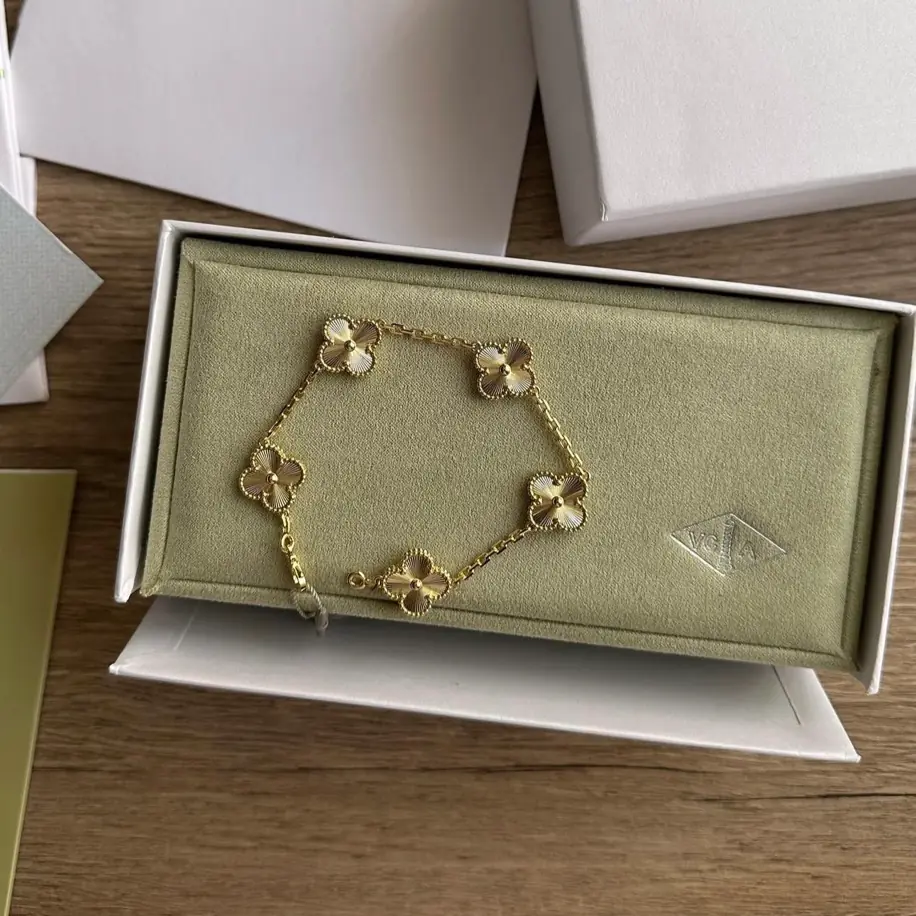 Van Cleef Gold Bileklik (Premium)