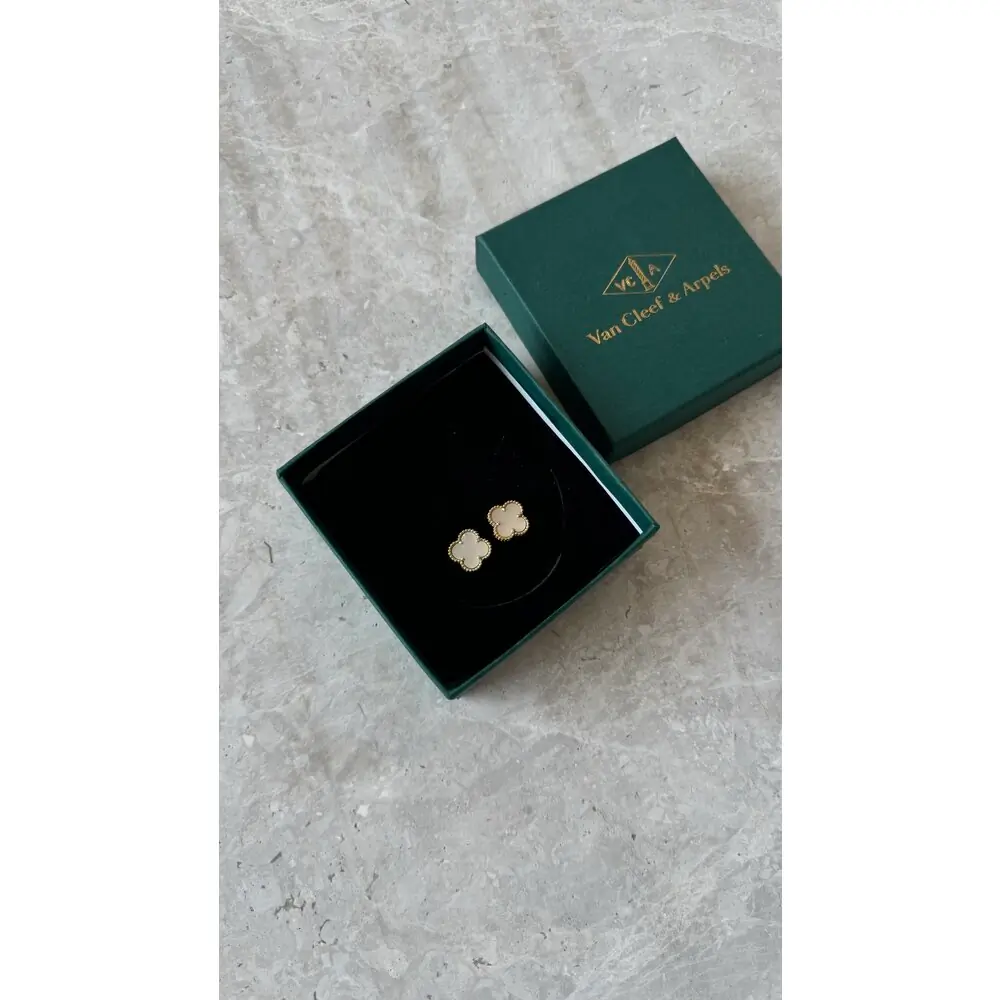 Van Cleef White Küpe