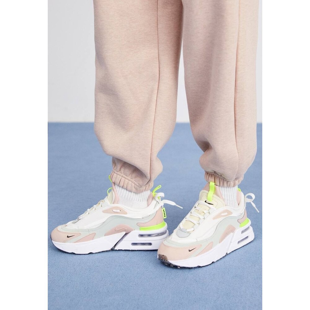 Nike Furyasa Phantom Pink 23