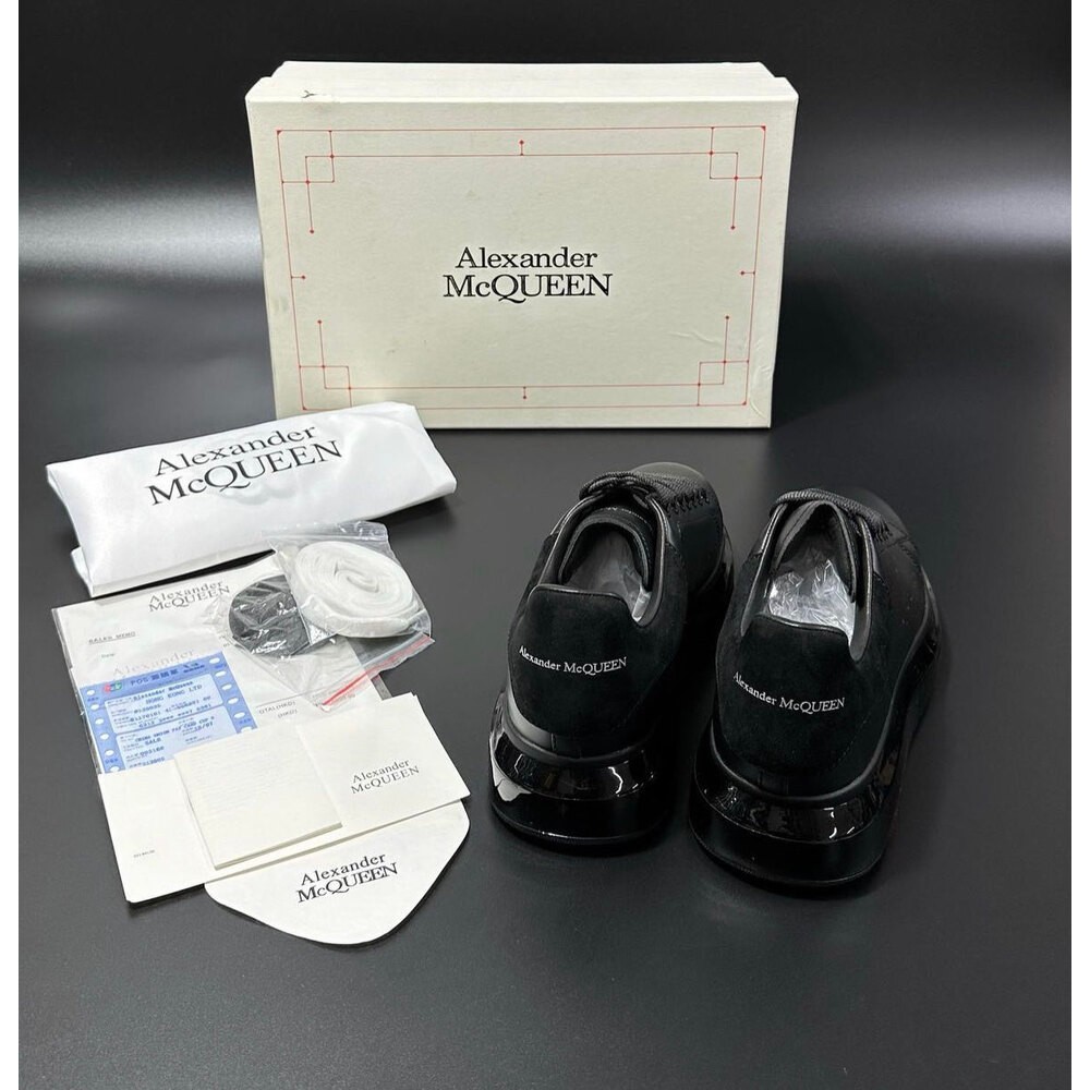 Alexander McQueen Black Taban