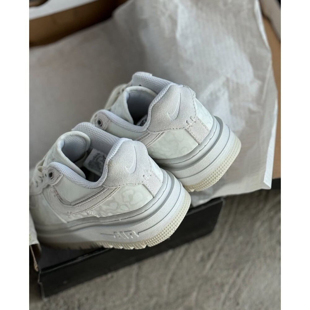 Nike Air Force 1 “ Luxe Co Unisex Sneaker “