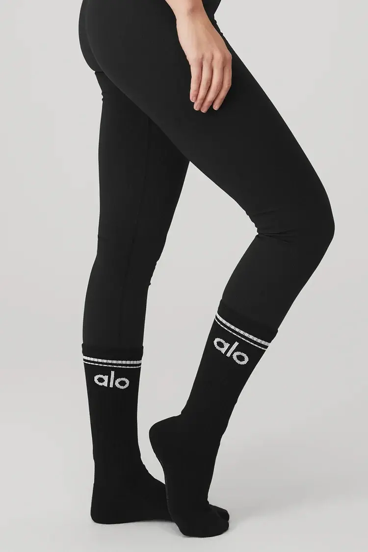 Alo Yoga 12 Adet. 3x4 Paket Women's Throwback Barre Sock - Black/White görsel 3