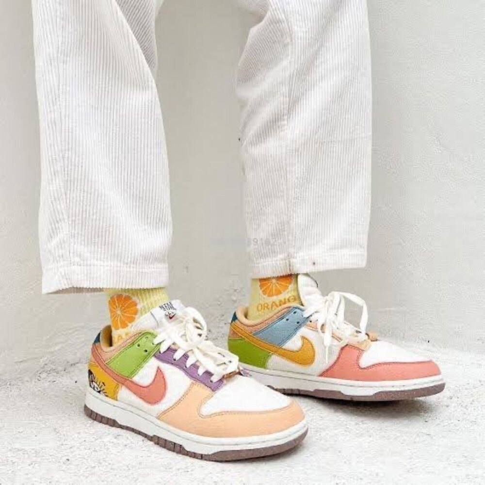 Nike Dunk Low Sun Club