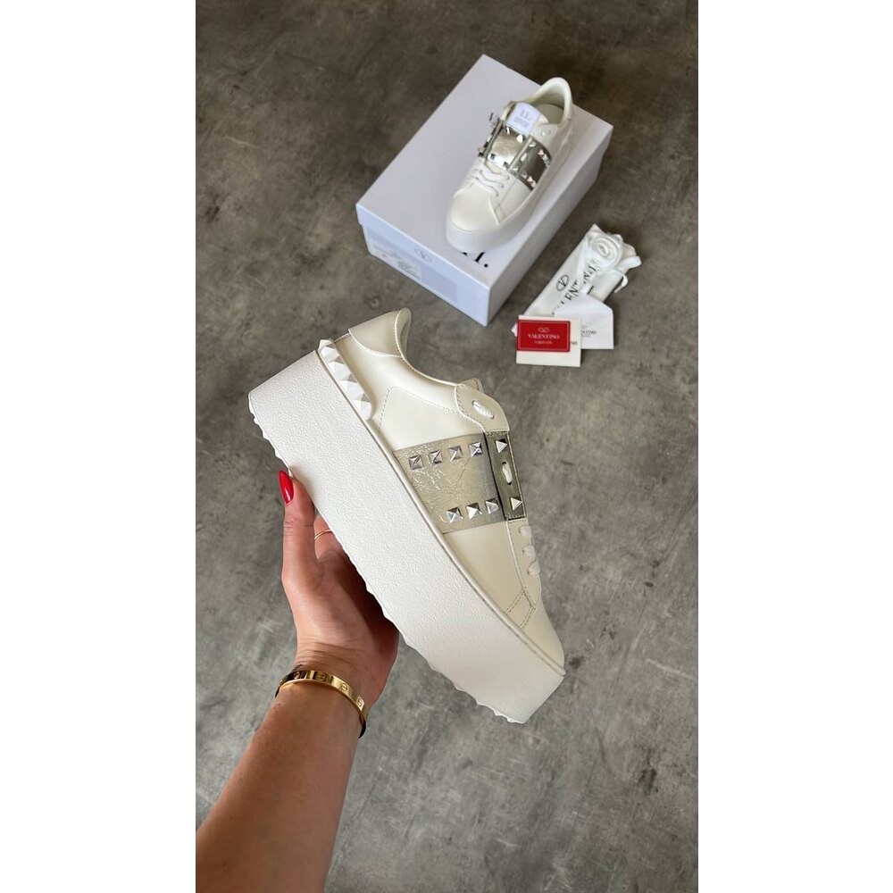 Valentino Women White Silver
