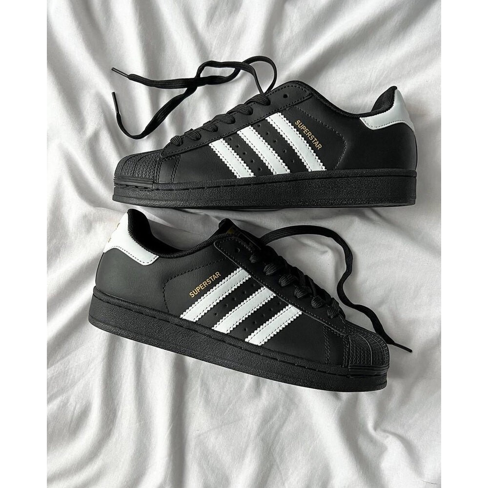 Adidas Superstar Black Classic