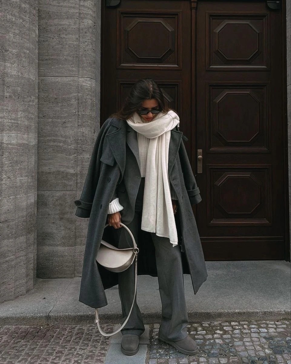 UGG GRİ MİNİ SADECE 15 ADET