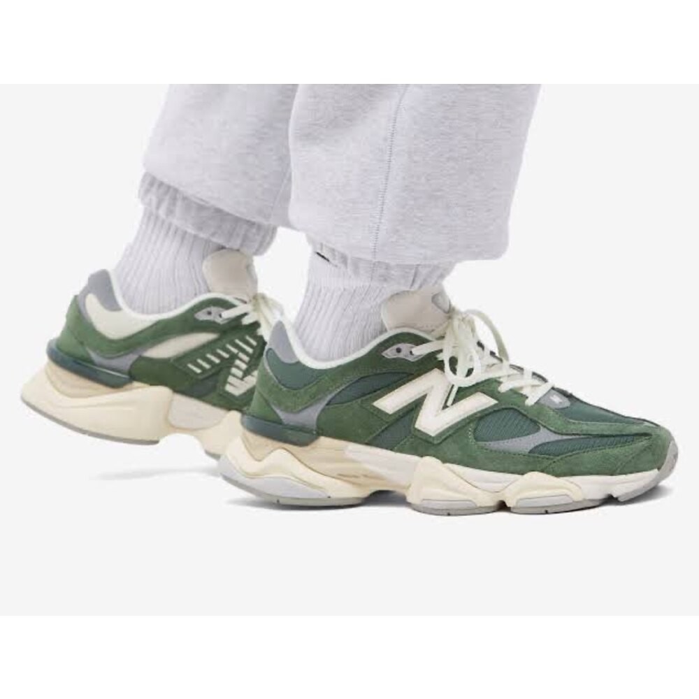 New Balance 9060 Green Sued